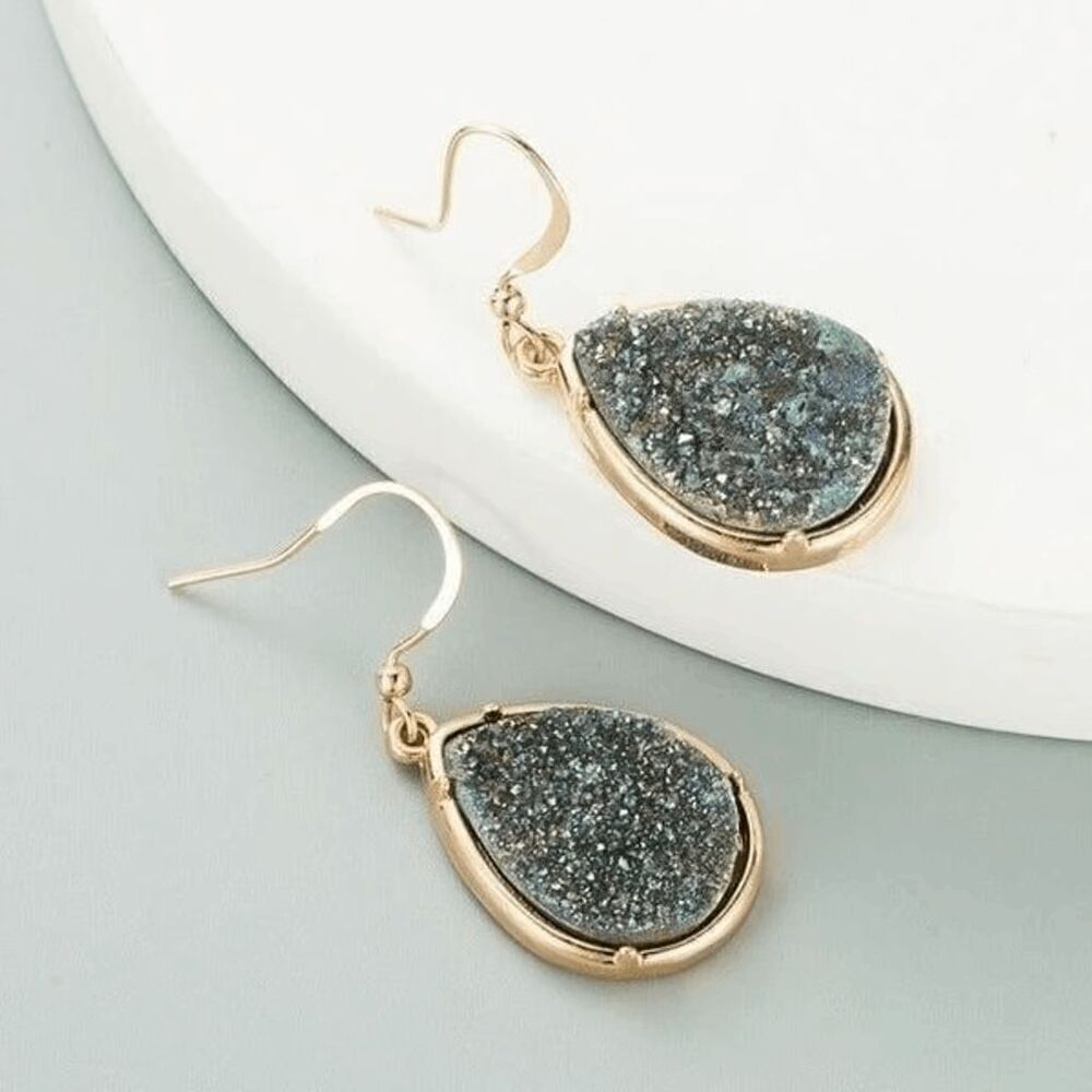 Ladies Glitter Black Teardrop Earrings
